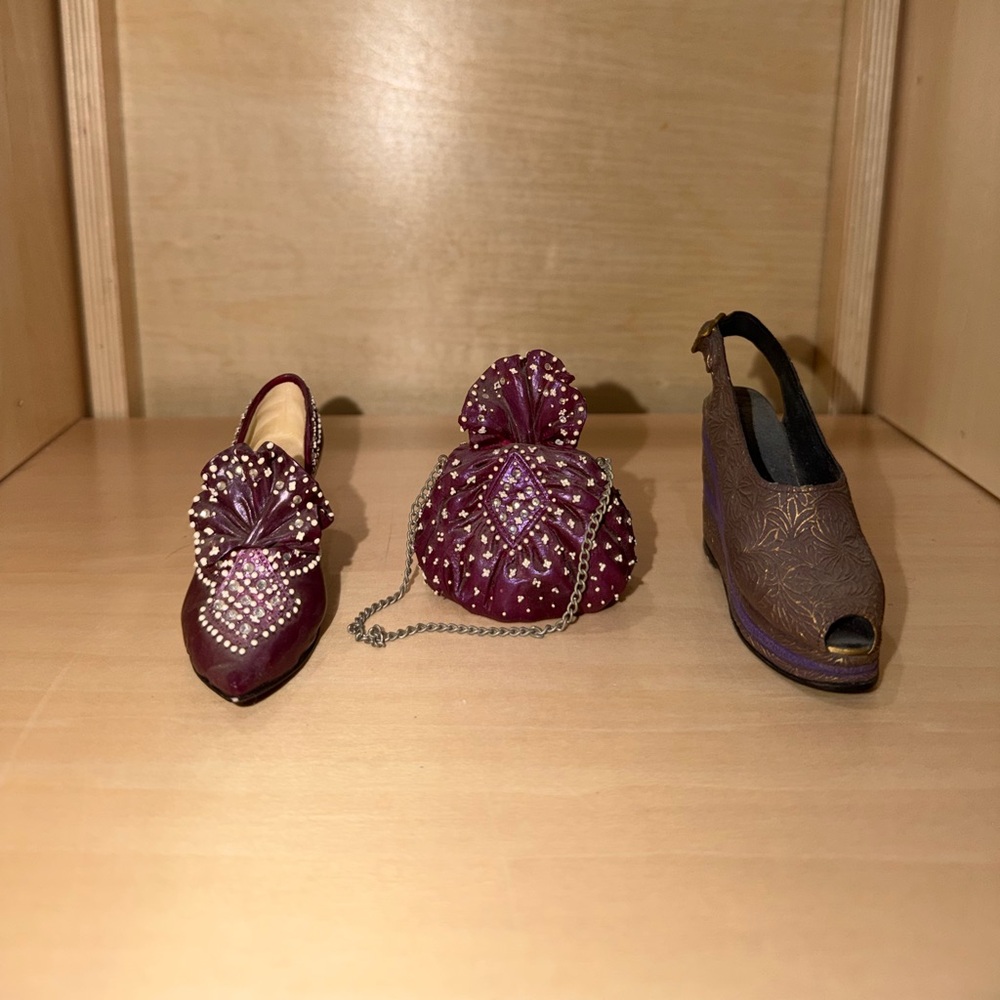 Lot of Raine Just the Right Shoe Purple‎ Shoes and Handbag Vintage